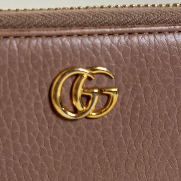 💯Authentic Gucci Marmont Zipped Around Long Wallet🍀 - Picture 6 of 17